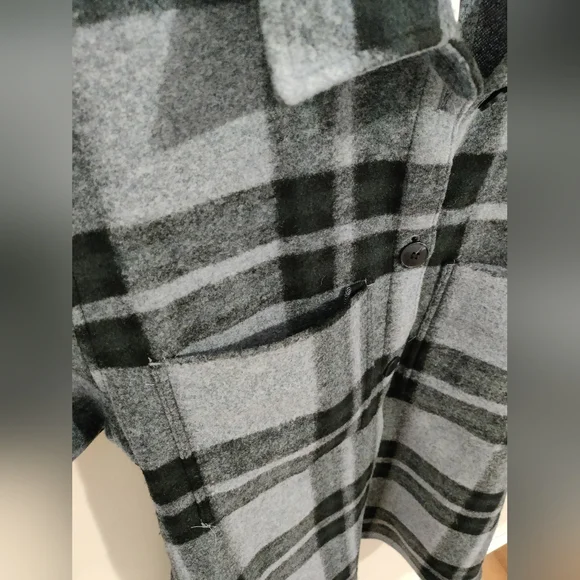 Lightweight Jacket - Picture 3 of 3